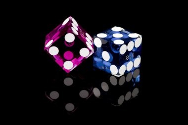 dollar 138 Angka Main live draw broadcast on mobile screen with number results